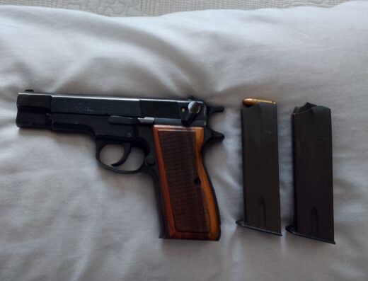 Luger M90 Compact 9mm Parrabellum;
